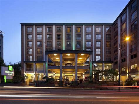 Holiday Inn Vancouver Downtown & Suites in Vancouver (BC) - Room Deals ...