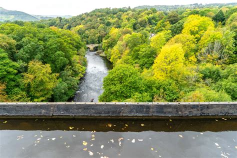 Visiting the Pontcysyllte Aqueduct on the Llangollen Canal in Wales