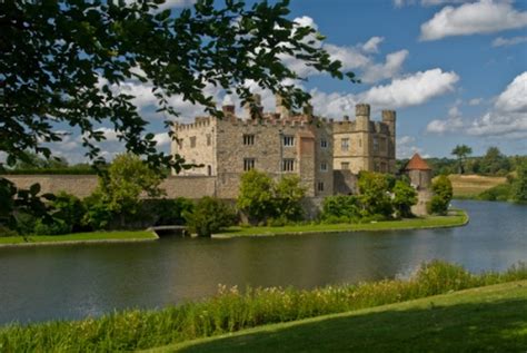 Leeds Castle | Historic Kent Guide