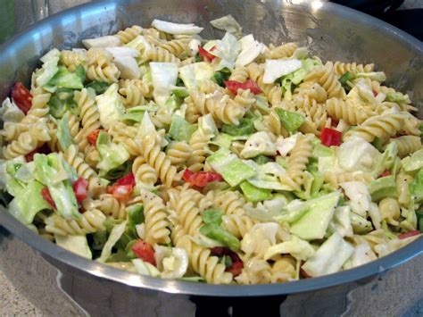 Blonde Domestic Goddess: Spiral Pasta With Cabbage, Peppers & Poppy Seed Dressing