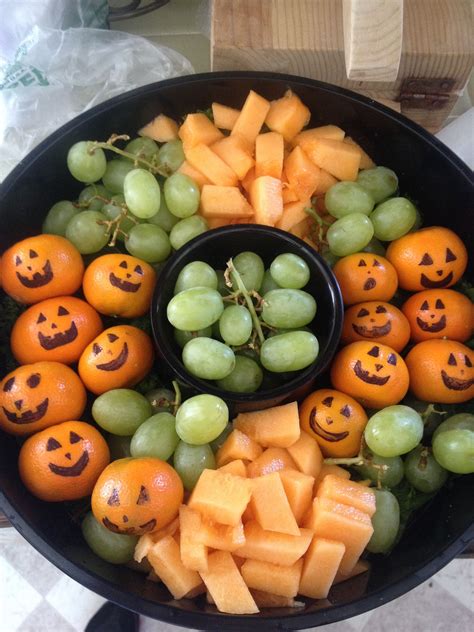 Halloween Fruit Platter Ideas | The Cake Boutique