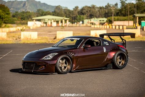 Slammed Track Ready Nissan 350Z with a Wide Body Kit — CARiD.com Gallery