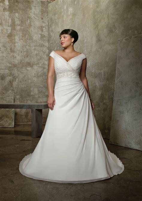 DressyBridal: Wedding Dresses for Full Figured Women