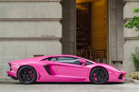 Hot Pink Lamborghini Aventador Looks Quite Good With Matching Calipers