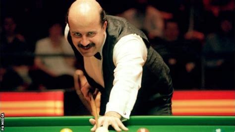 Willie Thorne: Snooker favourite dies aged 66 - BBC Sport