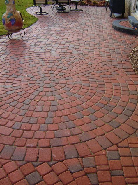 Image result | Circular patio, Brick patio designs, Brick patios