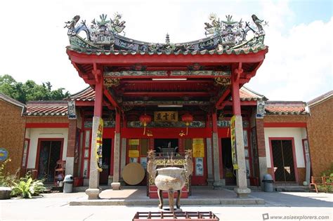 The Matrix of World Travel: The Snake Temple- (Penang, Malaysia)