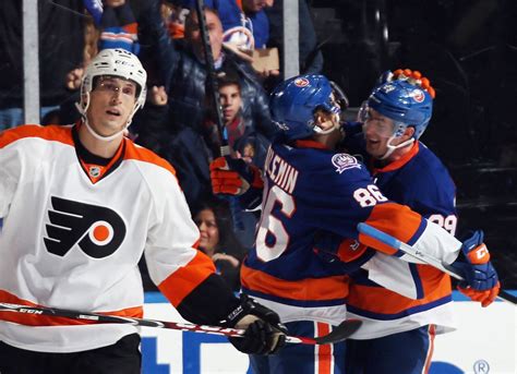 Flyers blitzed by Islanders in final game at Nassau Coliseum | Rapid ...