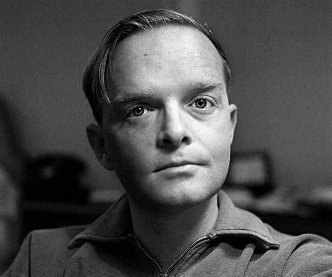 Truman Capote Biography - Facts, Childhood, Family Life & Achievements