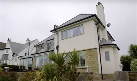 Tyson Fury buys second home with £1.7m spent on Morecambe seaside ...