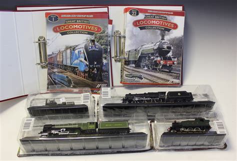 The Great British Locomotives Collection of steam locomotive models and magazines, within binders (s