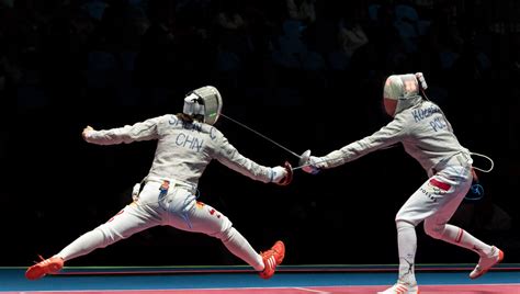 What It's Like Photographing Olympic Fencing | Fstoppers