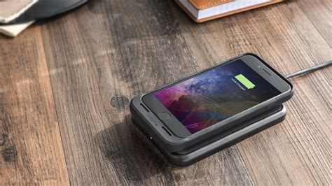 Your iPhone 7 can now use wireless charging with this Mophie battery case | TechRadar