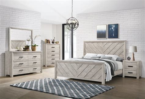 Ellen White Bedroom SetKing / Bed, Dresser, Mirror & Nightstand in 2021 | White bedroom set ...