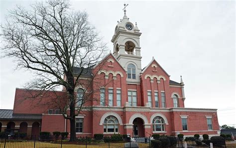 Jones County Courthouse - Warren Associates