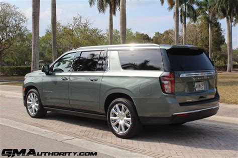 Chevy Suburban Diesel Highway Fuel Economy Tested: Video