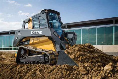 John Deere Introduces Large-Frame Skid Steer/Track Loaders