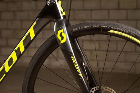 2018 Scott Addict 30 disc – Specs, Comparisons, Reviews – 99 Spokes