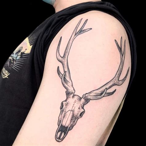 Top 59 Best Deer Skull Tattoo Ideas - [2021 Inspiration Guide]