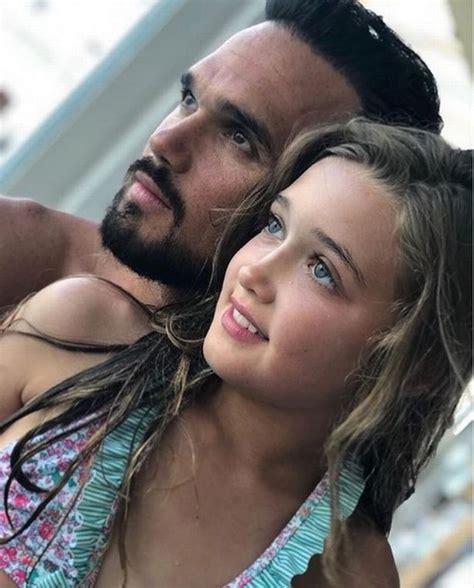 Proud dad Gareth Gates breaks social media ban to show off daughter Missy - Mirror Online