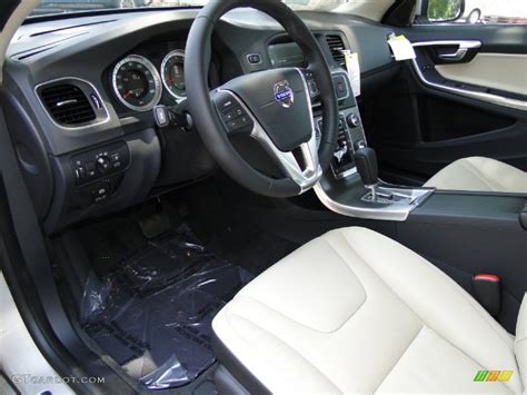 Soft Beige/Off Black Interior 2012 Volvo S60 T5 Photo #49973811 | GTCarLot.com