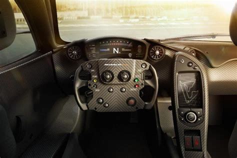 McLaren P1 GTR Has F1 Style Interior (Video)