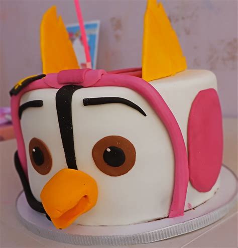 a birthday cake decorated with an angry bird