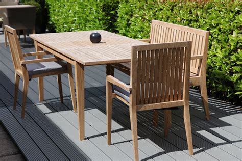 Hampstead Extending Garden Dining Table - Bau Outdoors