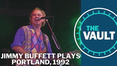 Jimmy Buffett's sea plane touches down on the Willamette | KGW Vault | kgw.com