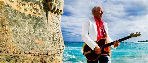 Jimmy Buffett Gets the Band Back Together in "Down at the Lah De Dah" | News | CMT