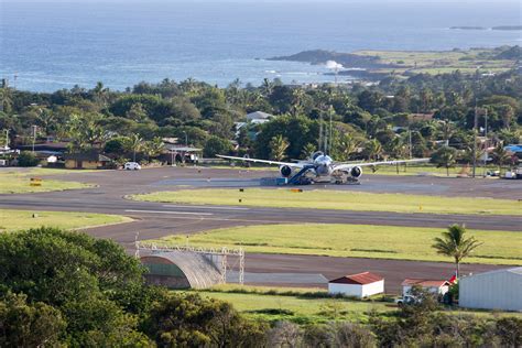 Mataveri Airport | Moody Man | Flickr