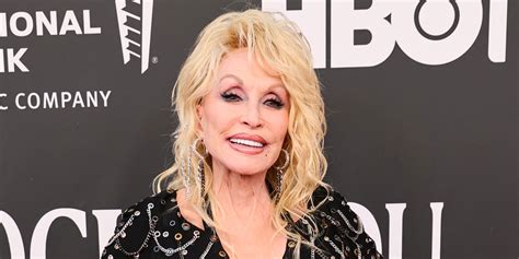 Dolly Parton Reveals Why She Repeatedly Turned Down Super Bowl Halftime ...