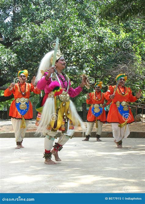 Folk Dance of India editorial image. Image of group, unique - 8077915