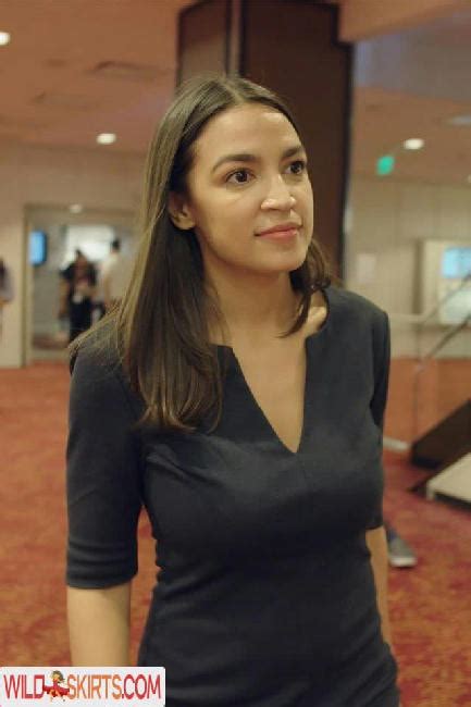 Alexandria Ocasio-Cortez / AOC nude Instagram leaked photo #126