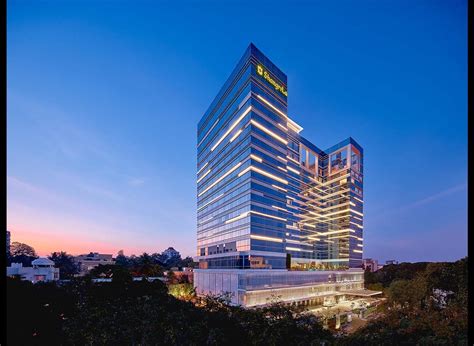 Shangri-La Hotel, Bengaluru, Karnataka, India. Dubai Tower, Dubai Skyscraper, Hotels And Resorts ...