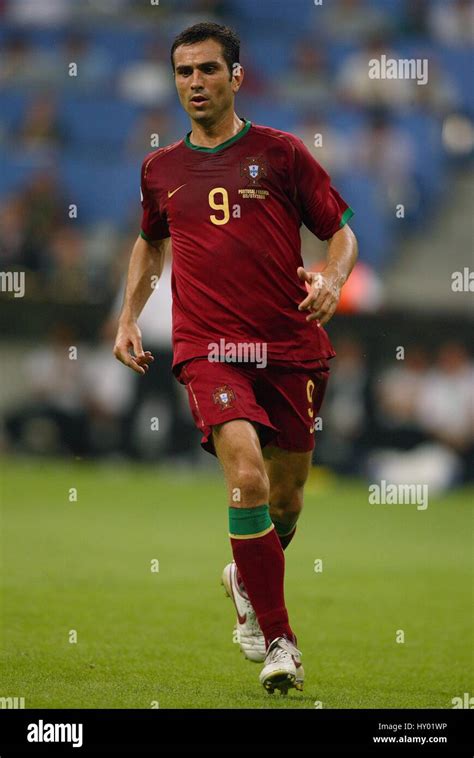 Pauleta portugal hi-res stock photography and images - Alamy