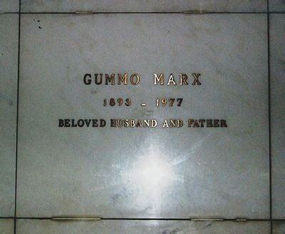 Gummo Marx - Age, Birthday, Biography, Family, Children & Facts | HowOld.co