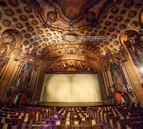 Los Angeles Theatre - Historic Theatre Photography