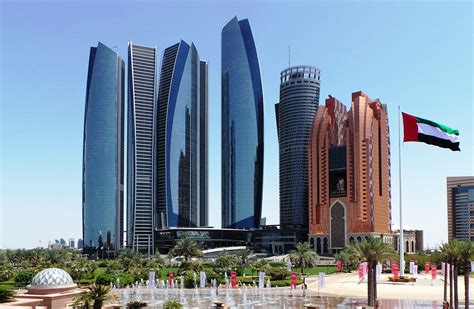 Etihad Towers - Skyline - modlar.com