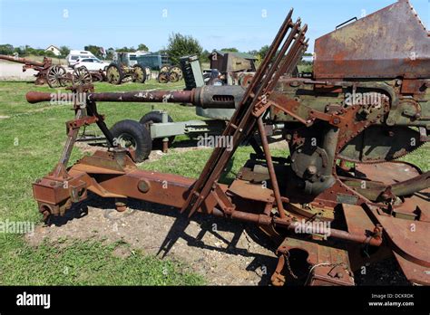 40mm anti-aircraft gun Stock Photo - Alamy