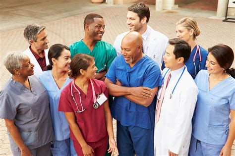 Employee Engagement in Healthcare: 6 Tips to Engage Doctors, Nurses and Staff!