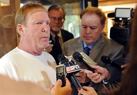 Raiders owner Mark Davis makes case for Vegas to NFL owners