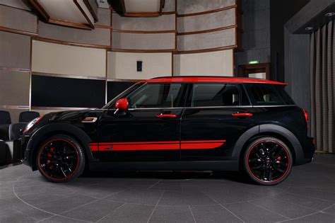 MINI Clubman JCW in Midnight Black