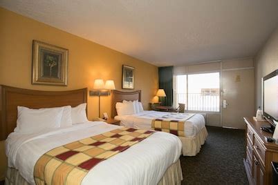 Hotels near Sanford Airport: SFB Airport Hotels with Free Airport Shuttle | Travelocity