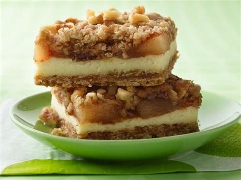 Betty Crocker Apple Streusel Cheesecake Bars on BakeSpace.com