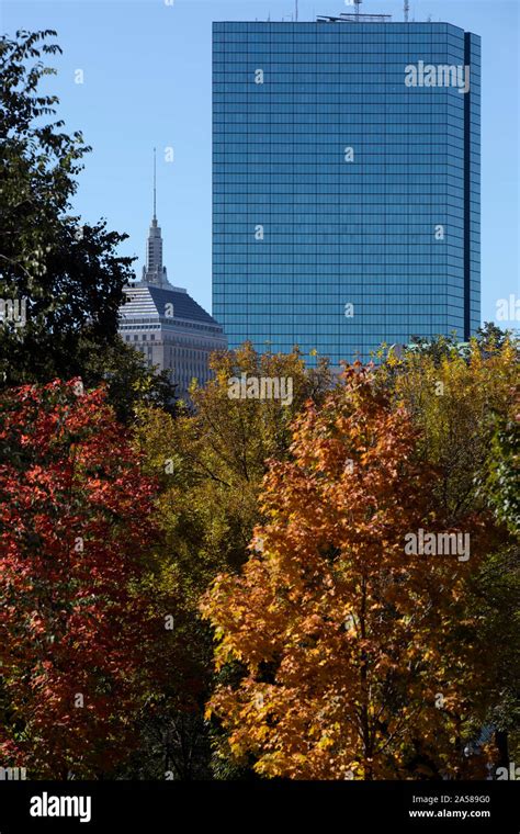 Fall foliage, Boston Common, Boston Massachusetts USA Stock Photo - Alamy