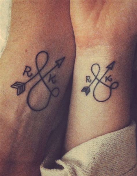 Liebe für immer: Die schönsten Ideen für ein Paar-Tattoo | Tatuajes de parejas, Mejores tatuajes ...