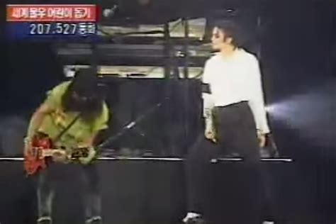 Slash + Michael Jackson 'Fight' Onstage - Best of YouTube