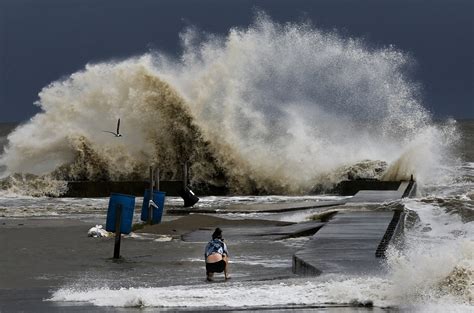 Deadly Tropical Storm Cindy Makes Landfall in Louisiana - NBC News