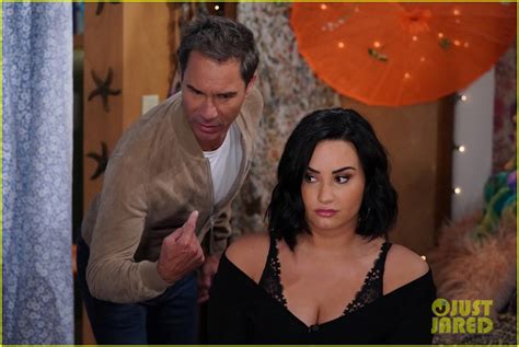 Demi Lovato Makes 'Will & Grace' Debut On Midseason Premiere | Photo ...